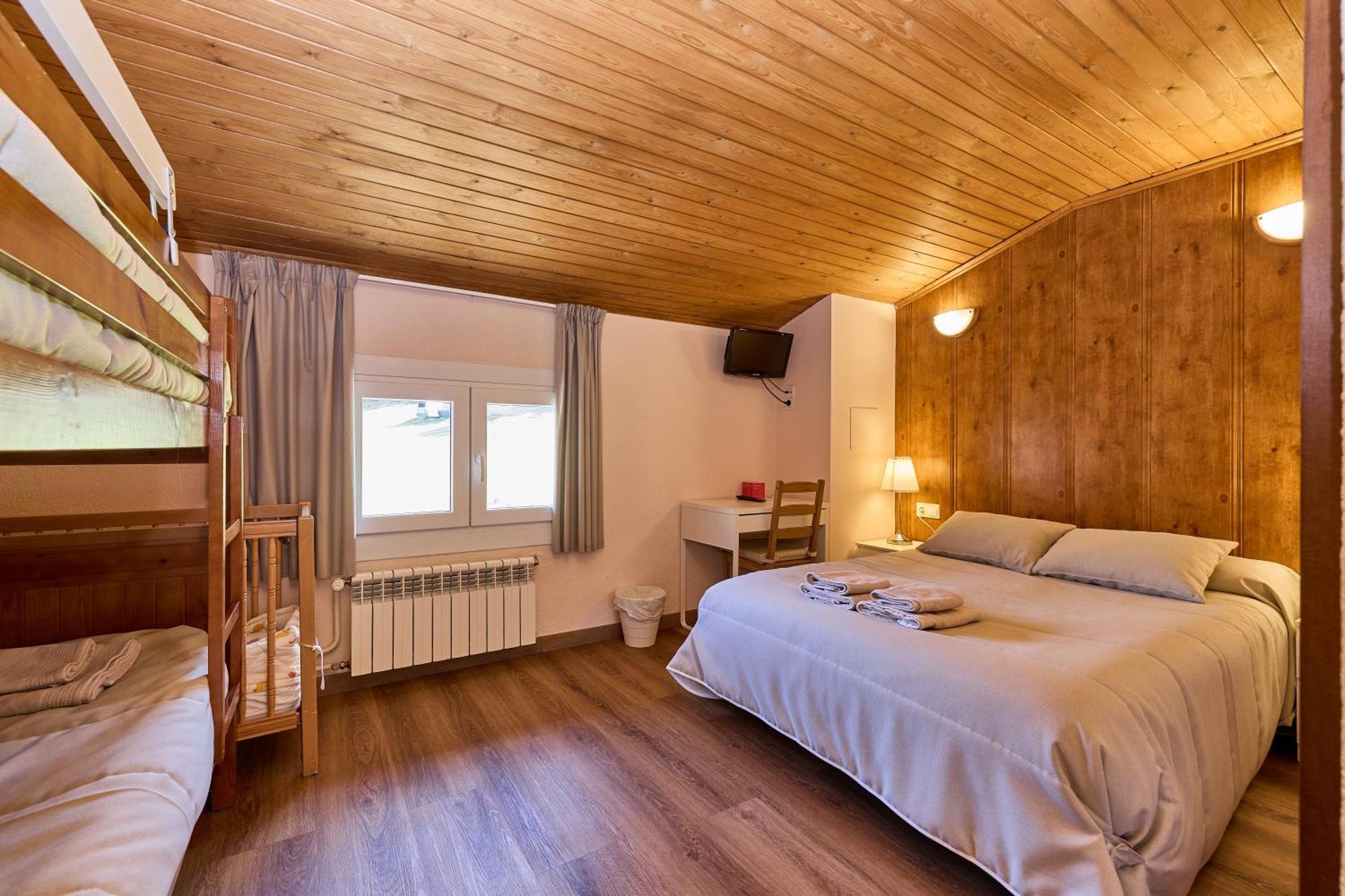 Hotel Peretol Soldeu Luaran gambar